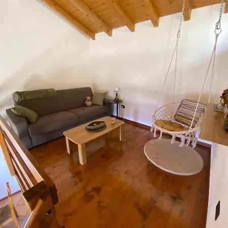 Casa Dello Scoiattolo Immersa Nel Con Vista Сasa de vacaciones