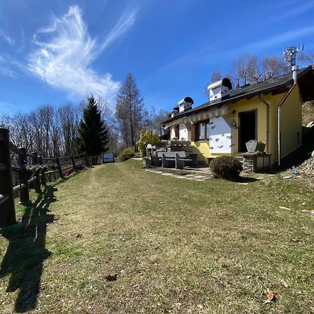Casa Dello Scoiattolo Immersa Nel Con Vista Casale Corte Cerro
