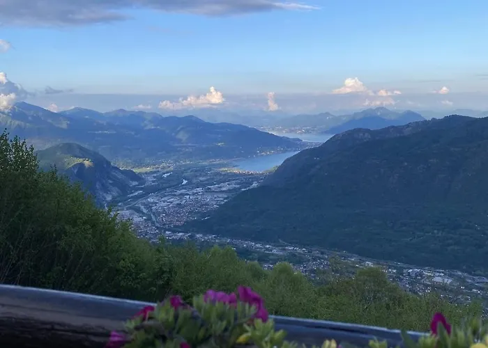 Casa Dello Scoiattolo Immersa Nel Con Vista Feriehus